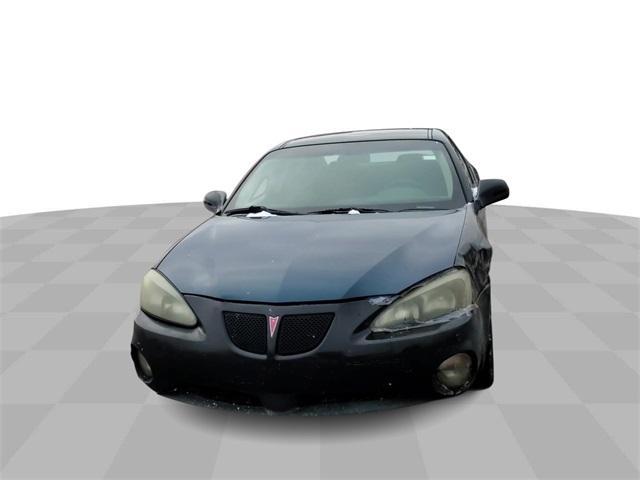 used 2004 Pontiac Grand Prix car, priced at $1,500