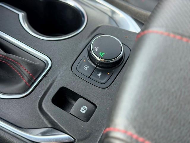 used 2023 Chevrolet Traverse car, priced at $35,997