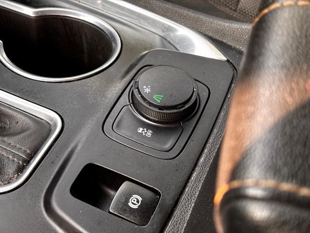 used 2020 Chevrolet Traverse car, priced at $20,999