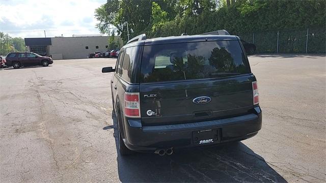 used 2011 Ford Flex car, priced at $3,999