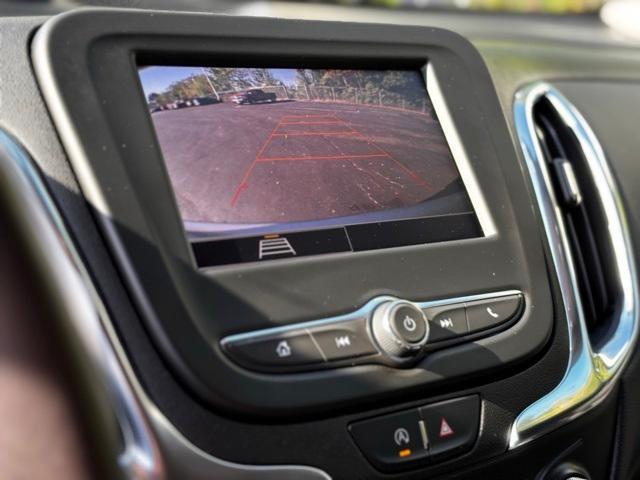 used 2022 Chevrolet Equinox car, priced at $22,997