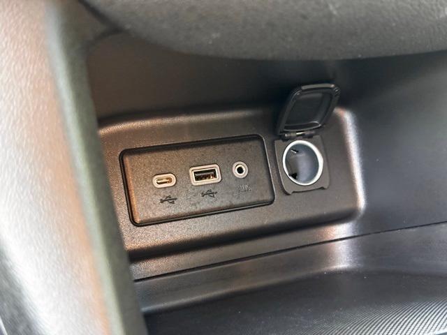 used 2022 Chevrolet Equinox car, priced at $22,997