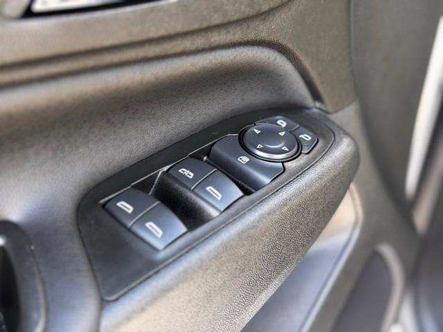 used 2022 Chevrolet Equinox car, priced at $22,997