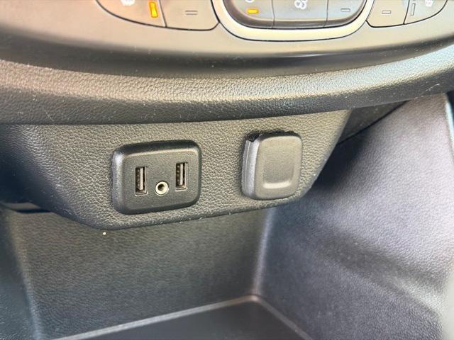 used 2020 Chevrolet Traverse car, priced at $15,999