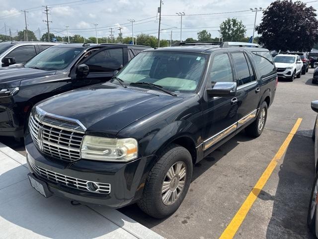 used 2011 Lincoln Navigator car, priced at $3,000