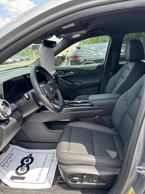 used 2025 Chevrolet Equinox car, priced at $32,997