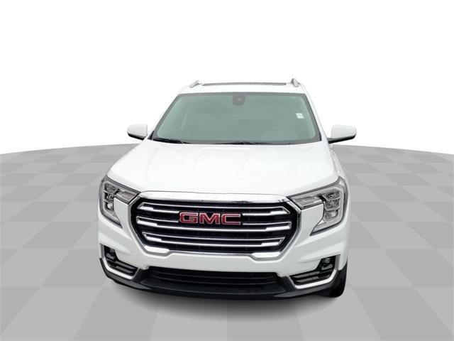 used 2024 GMC Terrain car, priced at $30,997