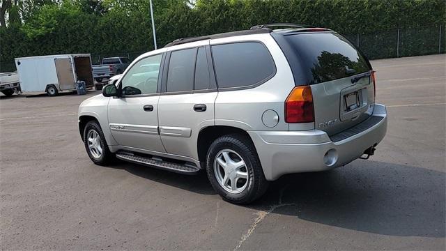used 2005 GMC Envoy car, priced at $5,999