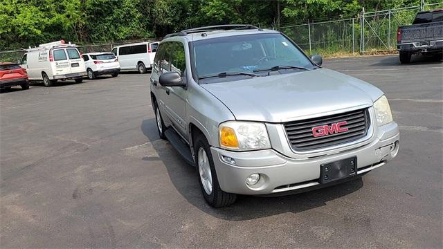 used 2005 GMC Envoy car, priced at $5,999