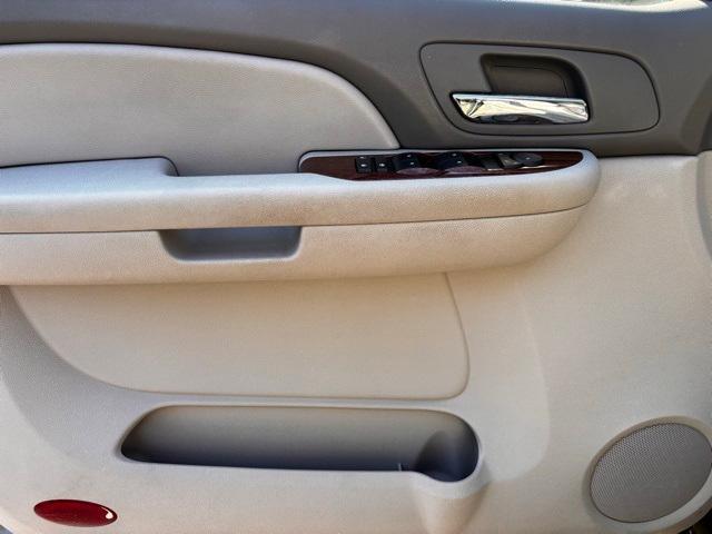 used 2007 GMC Yukon XL car, priced at $6,999
