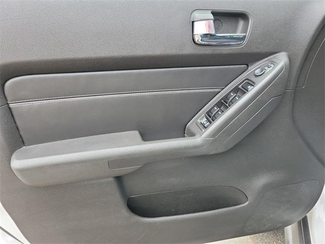 used 2009 Hummer H3T car, priced at $16,599