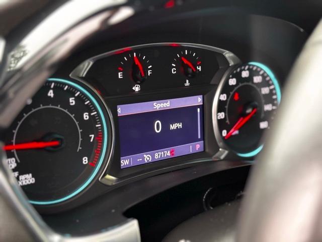used 2022 Chevrolet Traverse car, priced at $27,999
