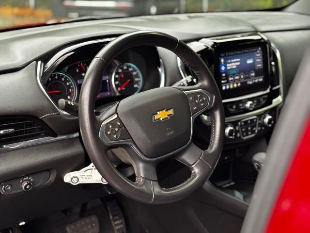 used 2022 Chevrolet Traverse car, priced at $27,999