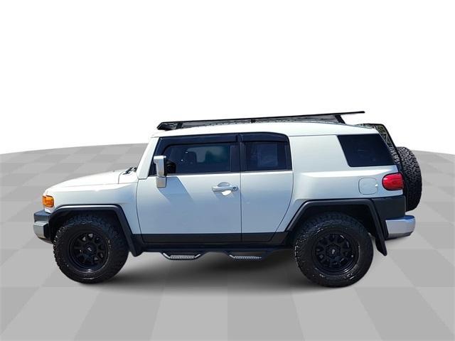 used 2009 Toyota FJ Cruiser car, priced at $20,999