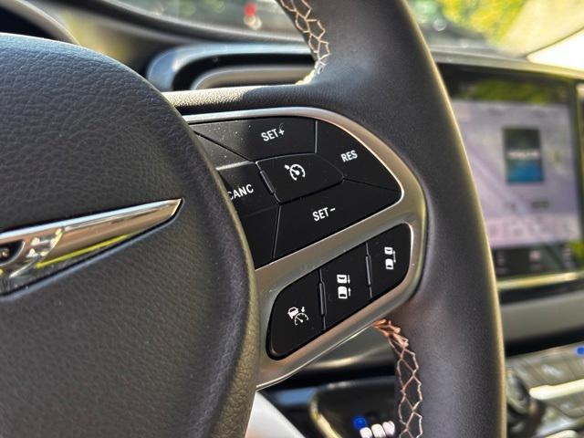 used 2024 Chrysler Pacifica car, priced at $31,597