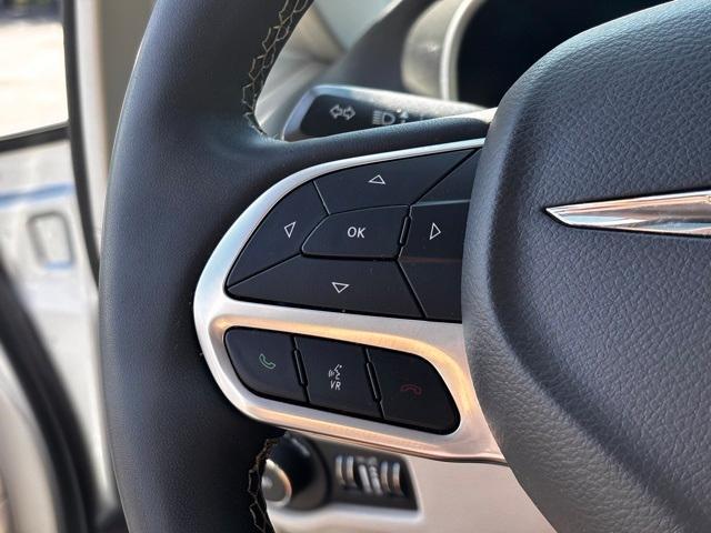 used 2024 Chrysler Pacifica car, priced at $31,597