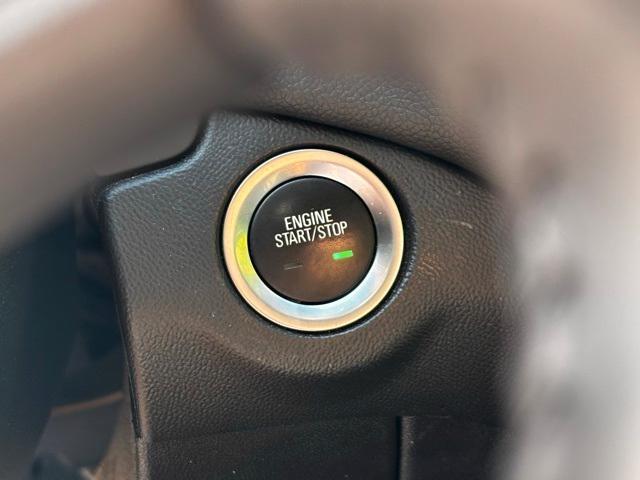 used 2020 Chevrolet Equinox car, priced at $19,999