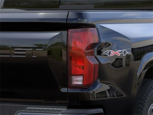new 2025 Chevrolet Colorado car, priced at $40,635
