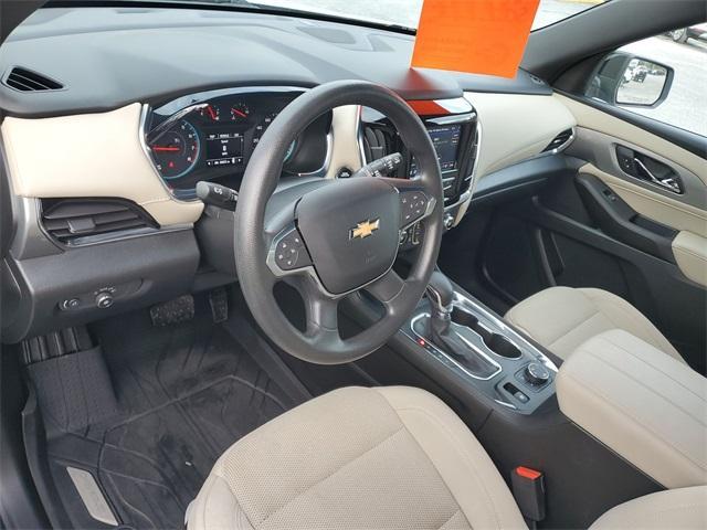 used 2022 Chevrolet Traverse car, priced at $27,997