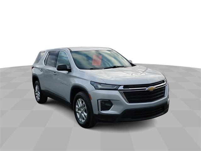 used 2022 Chevrolet Traverse car, priced at $27,997