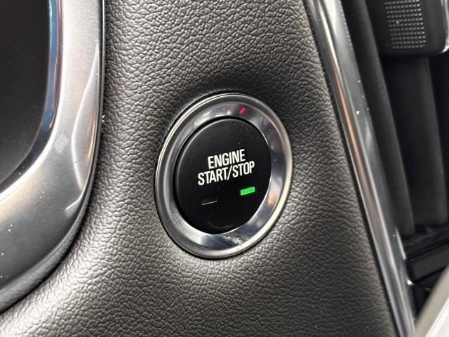 used 2023 Chevrolet Traverse car, priced at $32,997