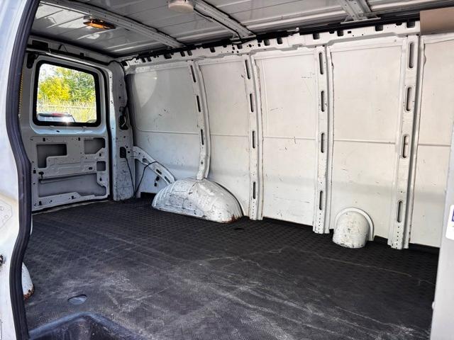 used 2005 Chevrolet Express 1500 car, priced at $1,999