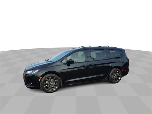 used 2018 Chrysler Pacifica car, priced at $15,879