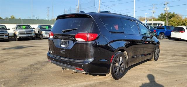 used 2018 Chrysler Pacifica car, priced at $16,999