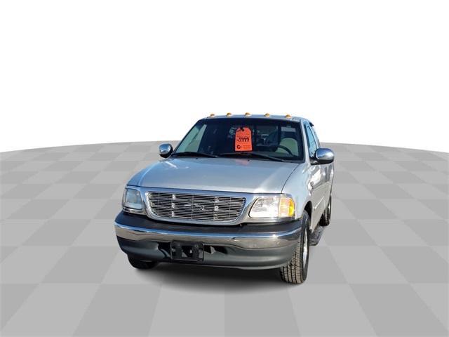 used 1999 Ford F-150 car, priced at $3,999