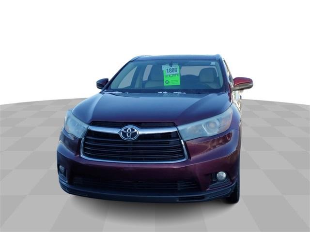 used 2015 Toyota Highlander car, priced at $14,599