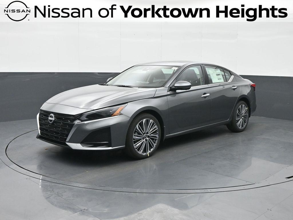 new 2025 Nissan Altima car, priced at $37,530