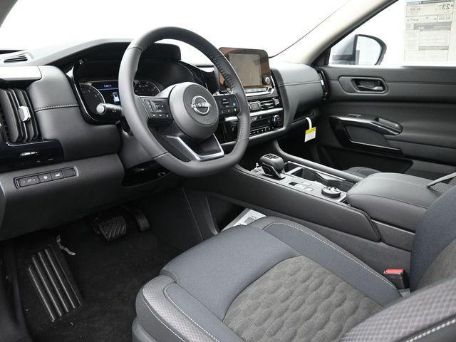 new 2025 Nissan Pathfinder car, priced at $38,890