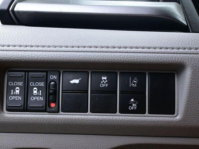 used 2018 Honda Odyssey car, priced at $13,998