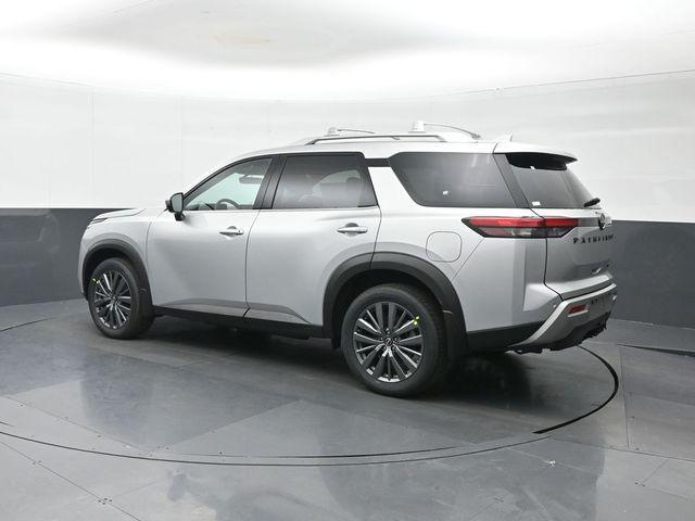 new 2025 Nissan Pathfinder car, priced at $45,435