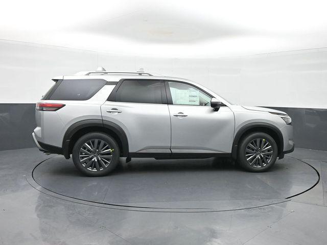 new 2025 Nissan Pathfinder car, priced at $45,435
