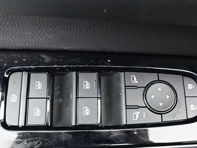 new 2025 Nissan Pathfinder car, priced at $45,435