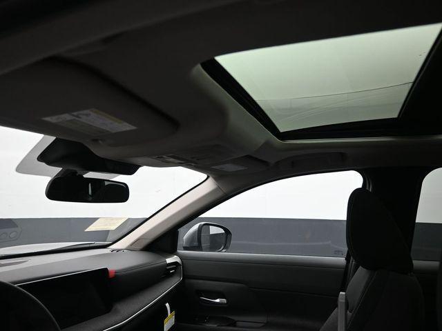 new 2025 Nissan Kicks car, priced at $27,775