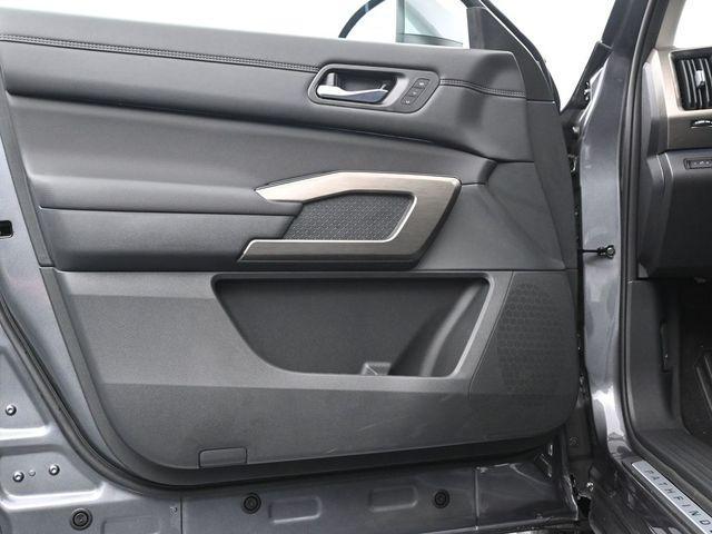 new 2025 Nissan Pathfinder car, priced at $48,510