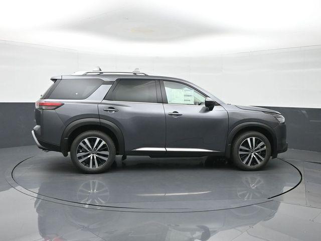 new 2025 Nissan Pathfinder car, priced at $48,510