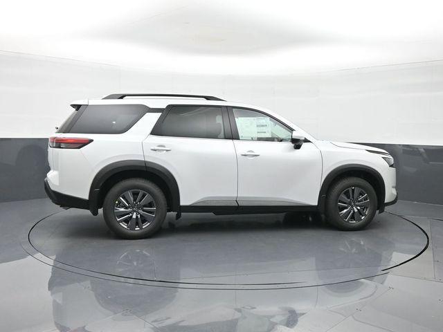 new 2025 Nissan Pathfinder car, priced at $41,375