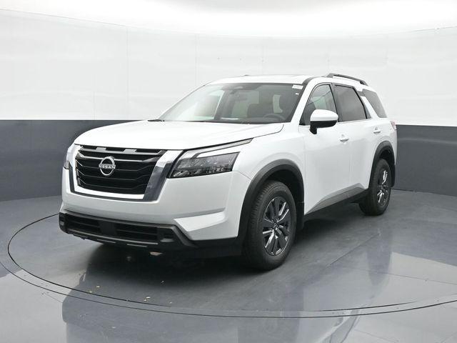 new 2025 Nissan Pathfinder car, priced at $41,375
