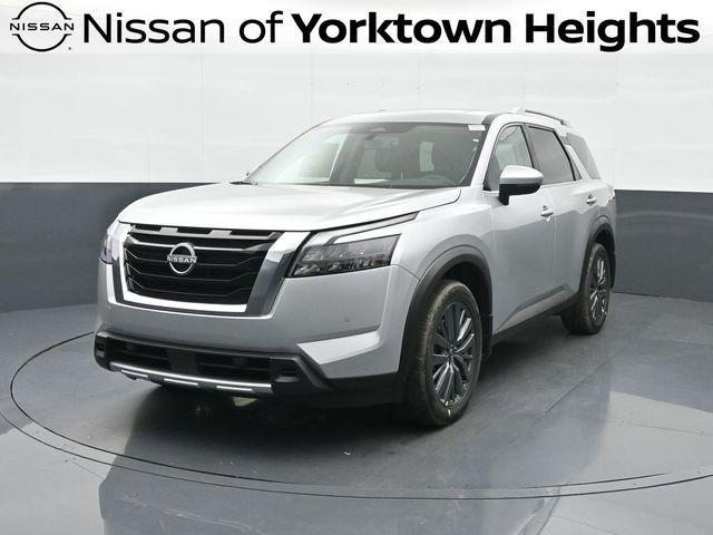 new 2025 Nissan Pathfinder car, priced at $44,615