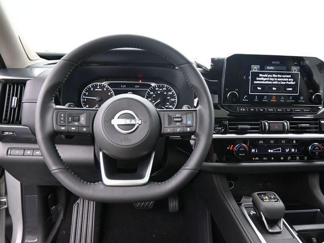 new 2025 Nissan Pathfinder car, priced at $44,615