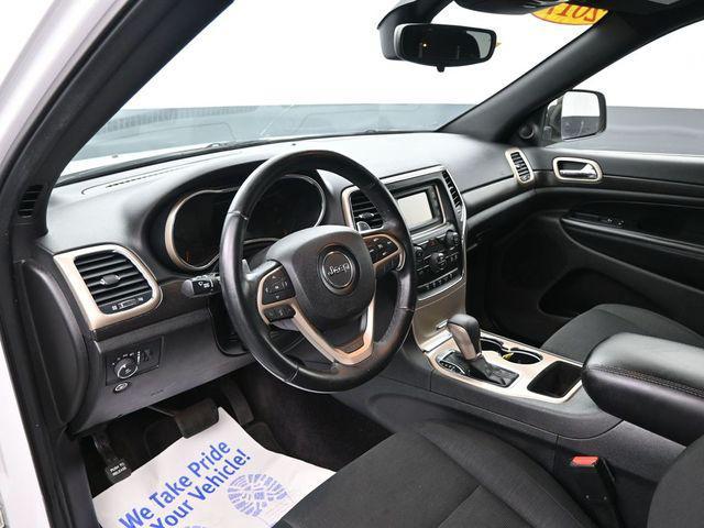 used 2017 Jeep Grand Cherokee car, priced at $12,399