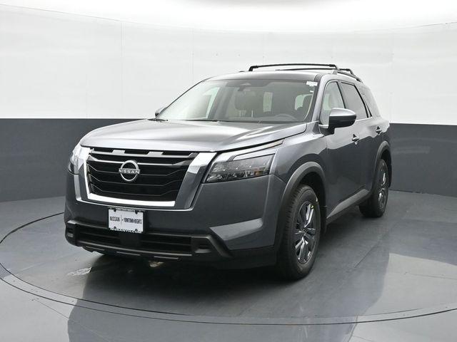 new 2025 Nissan Pathfinder car, priced at $40,925