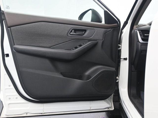 used 2022 Nissan Rogue car, priced at $20,000