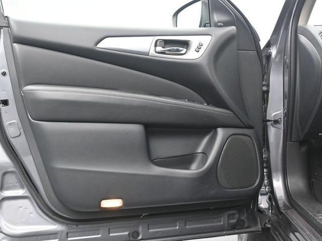 used 2020 Nissan Pathfinder car