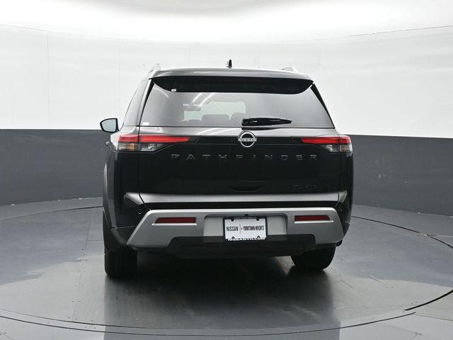 new 2025 Nissan Pathfinder car, priced at $41,680