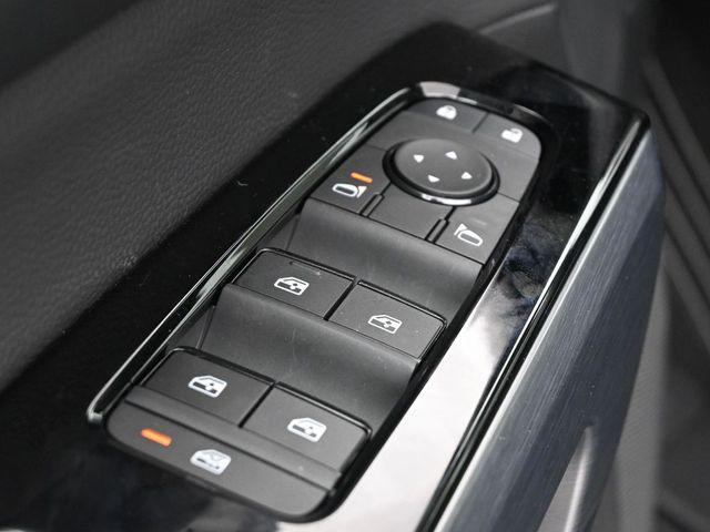 new 2025 Nissan Pathfinder car, priced at $41,680