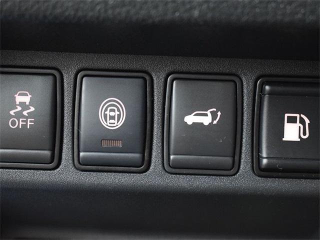 used 2020 Nissan Rogue car, priced at $10,749